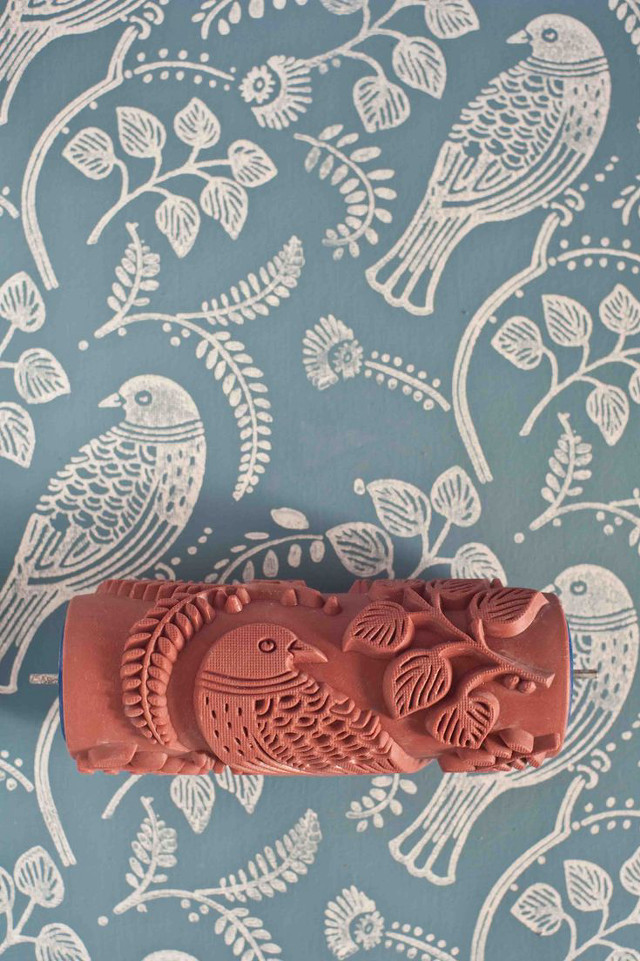 Clay bird sculpture wallpaper blue free wallpaper - medium preview image