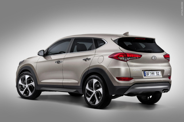 Silver car studio shot gray free wallpaper - medium preview image