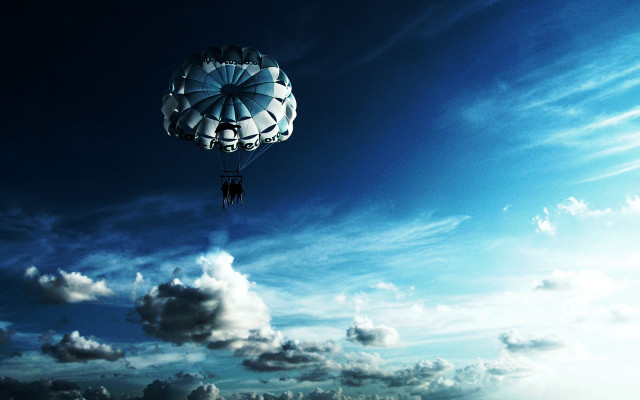 Large white balloon blue sky free wallpaper - medium preview image
