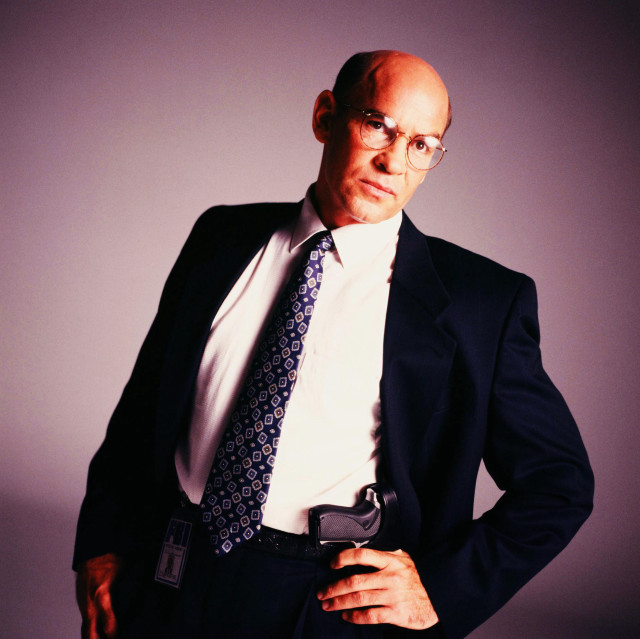 Man suit tie posing picture #31 free wallpaper - medium preview image