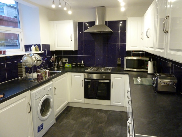 Kitchen washingmachine stovetopoven night starrysky free wallpaper - medium preview image