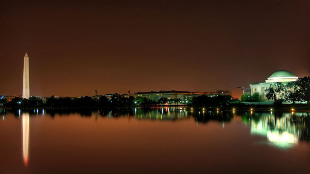 Building tower night water reflection free wallpaper - medium preview image