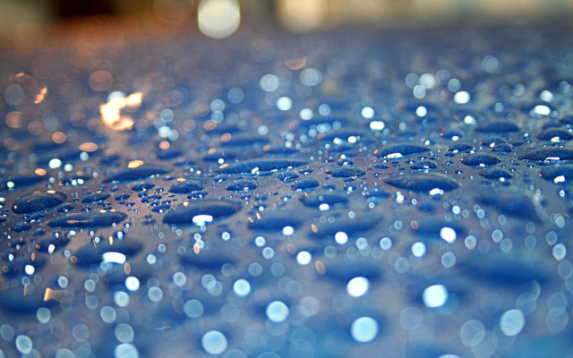 Blue surface water drops blurry free wallpaper - medium preview image