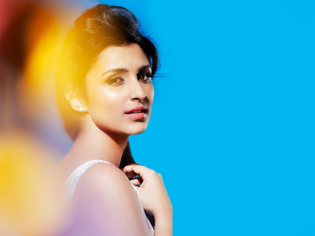 Aesthetic woman blue background yellow free wallpaper - medium preview image