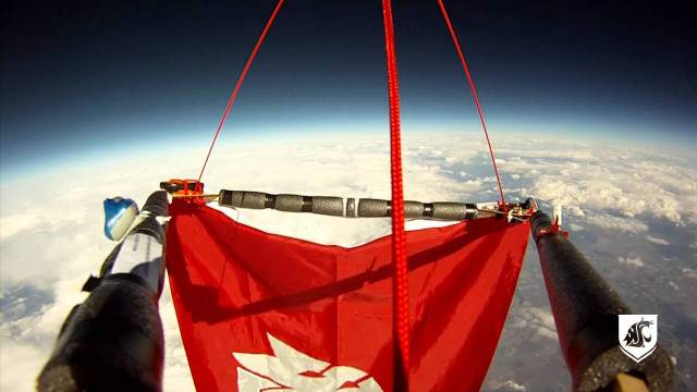 Red kite canadian flag sky free wallpaper - medium preview image