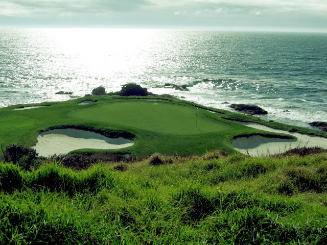 Golf course ocean view golf free wallpaper - medium preview image
