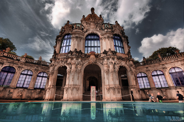 Large building pool cloudy sky free wallpaper - medium preview image