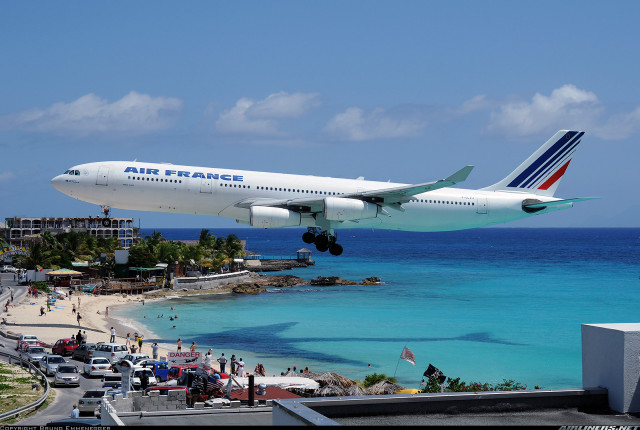 Air france airplane beach ocean free wallpaper - medium preview image