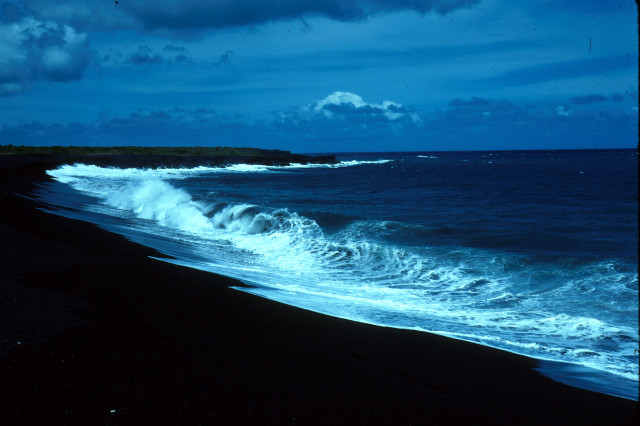 Beach waves crashing dark blue free wallpaper - medium preview image