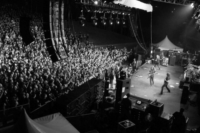 Concert band crowd stage performance free wallpaper - medium preview image