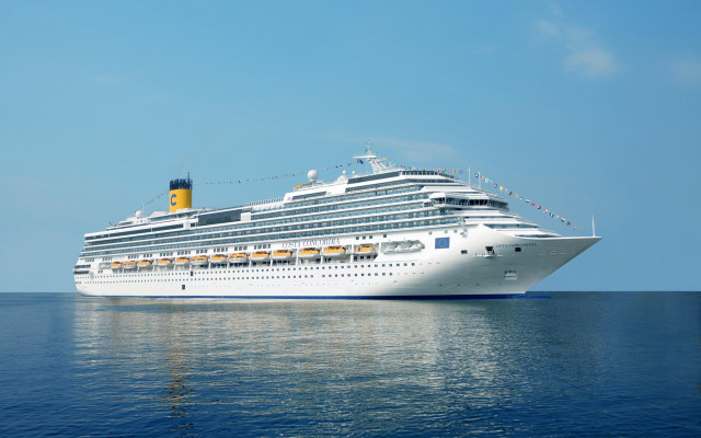 Cruise ship ocean blue sky #11 free wallpaper - medium preview image