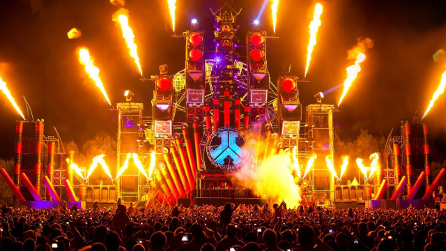 Crowd stage lights fireworks display free wallpaper - medium preview image