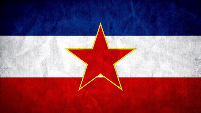 Red flag with star image free wallpaper - medium preview image