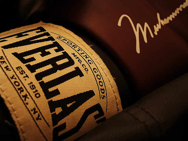 Beer bottle signature leather case free wallpaper - medium preview image