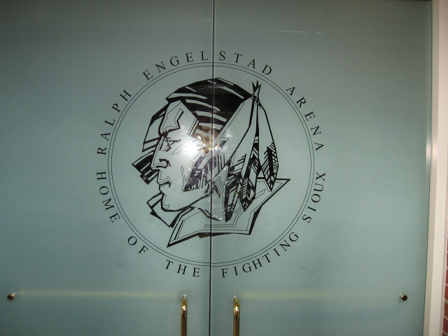Glassdoor manshead flag erlundhudson logo free wallpaper - medium preview image