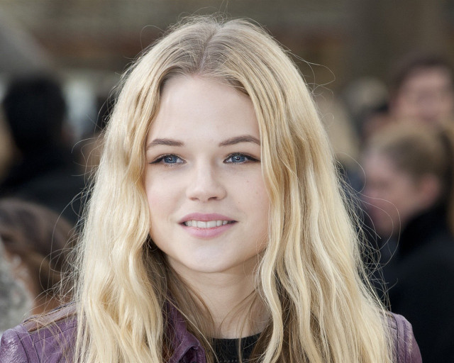Blonde woman smiling blue eyes free wallpaper - medium preview image