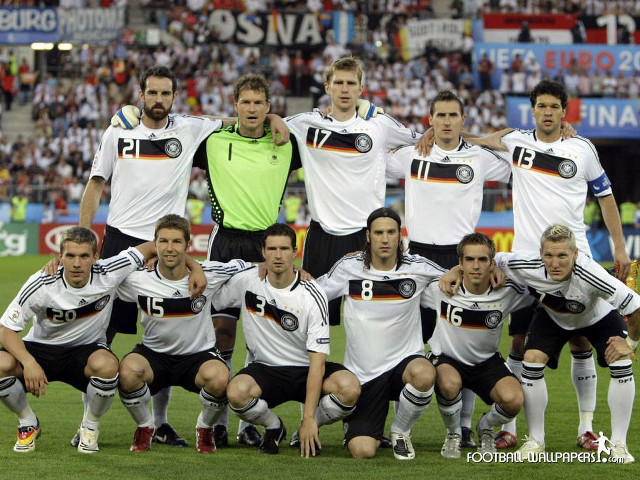 Soccer players team photo stadium free wallpaper - medium preview image