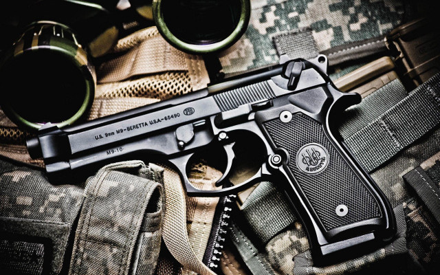 Gun goggles camouflage background side free wallpaper - medium preview image