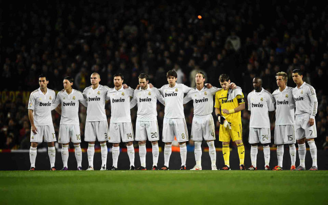 Men soccer field crowd standing #2 free wallpaper - medium preview image
