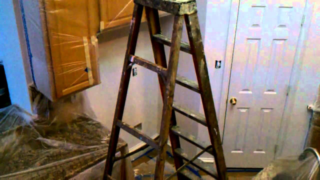 Ladder kitchen door open background free wallpaper - medium preview image
