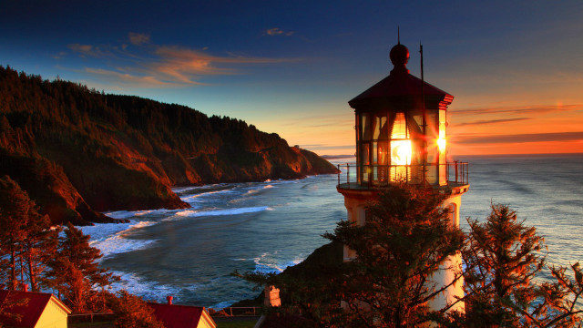 Lighthouse cliff ocean sunset bright free wallpaper - medium preview image