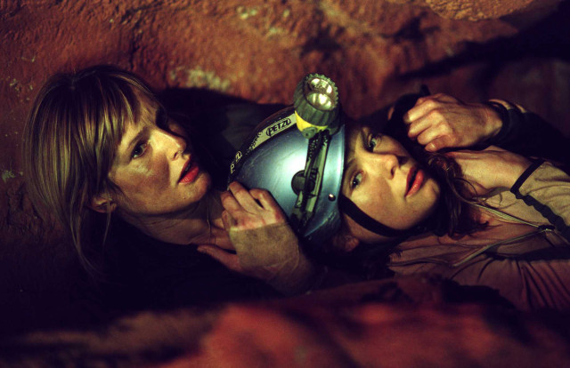Woman helmet man flashlight helmet free wallpaper - medium preview image