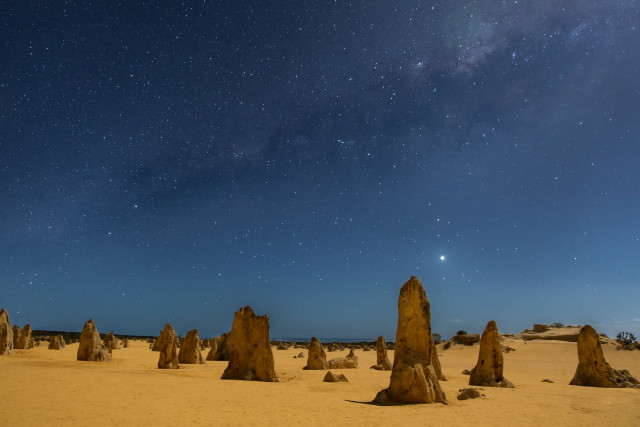 Rocks desert night sky stars free wallpaper - medium preview image