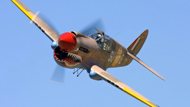 Small airplane blue sky propeller free wallpaper - medium preview image