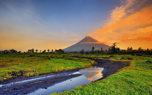 Mountain stream sunset dawn reflection free wallpaper - medium preview image