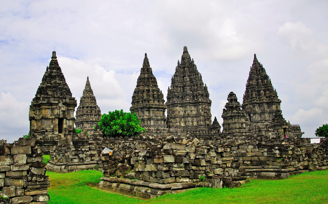 Stone structures field trees cloudy free wallpaper - medium preview image