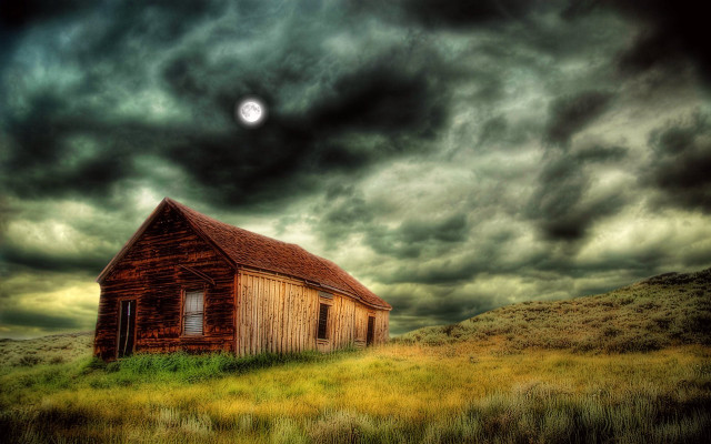 House field fullmoon darksky clouds free wallpaper - medium preview image