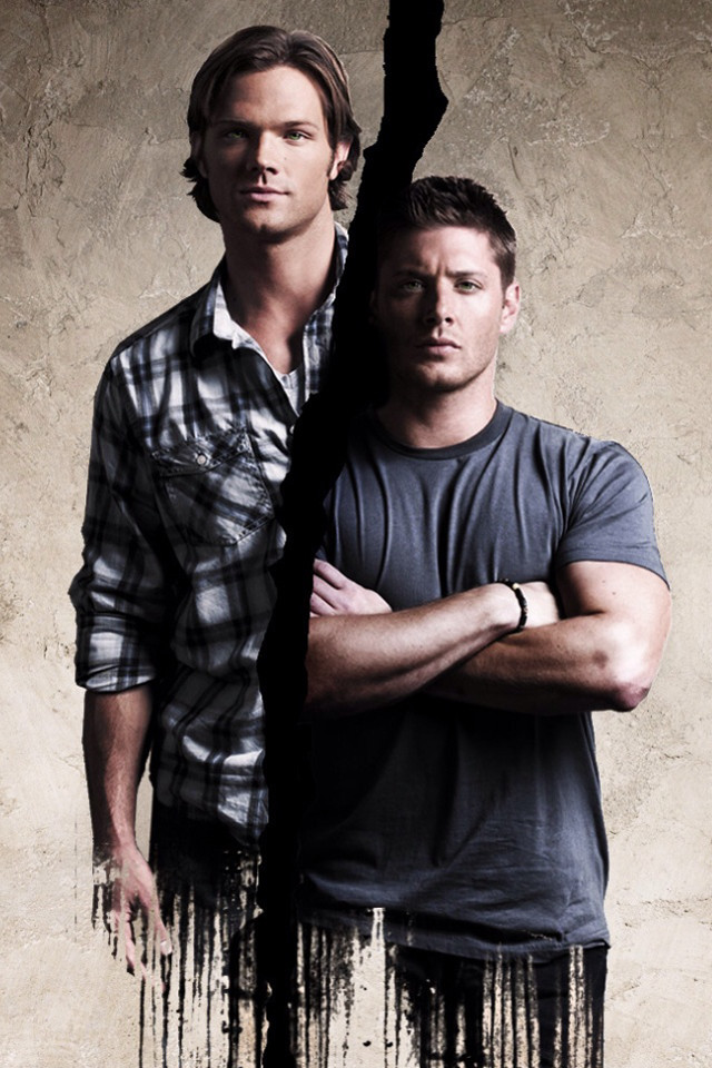 Two men standing arms crossed free wallpaper - medium preview image
