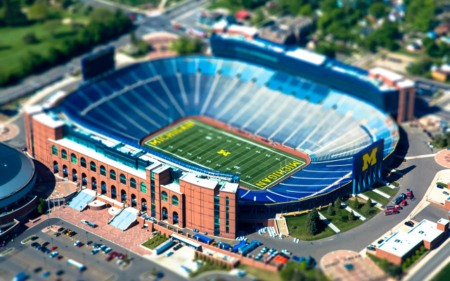 Stadium football field parking lot free wallpaper - medium preview image