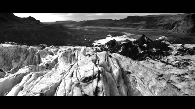 Black white mountain range ice free wallpaper - medium preview image