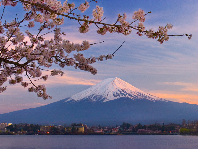 Mountain lake city autumn sunset free wallpaper - medium preview image