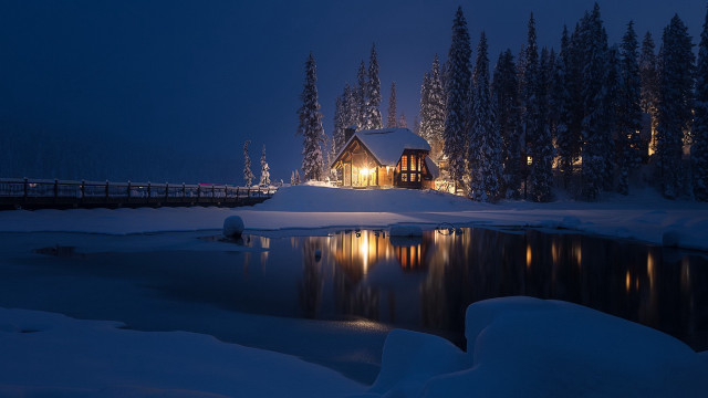 Cabin lake snow trees night free wallpaper - medium preview image