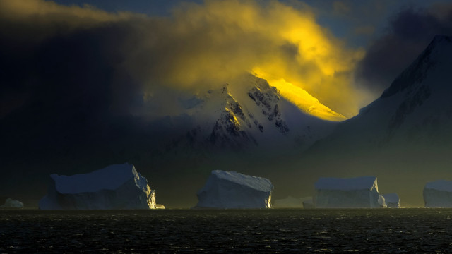 Mountain icebergs cloudy sky ecological free wallpaper - medium preview image