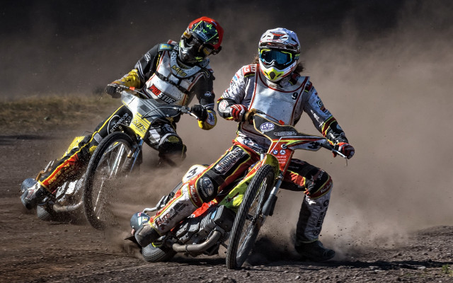 Dirt race motorcyclists dust trees free wallpaper - medium preview image