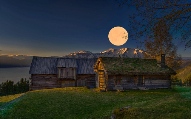 Cabin green roof fullmoon mountains free wallpaper - medium preview image