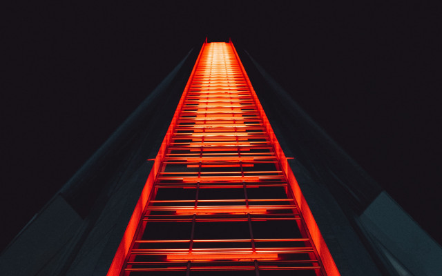 Tall building red light skylight free wallpaper - medium preview image