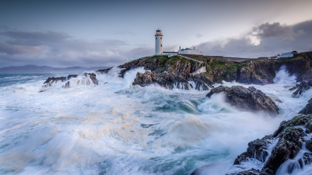 Lighthouse rocky cliff waves stormy free wallpaper - medium preview image