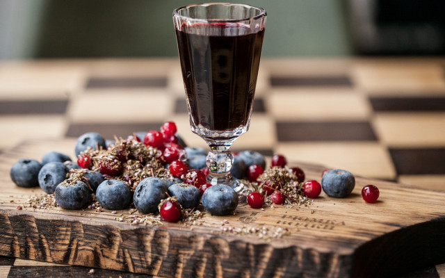 Glass berries seeds checkered tablecloth free wallpaper - medium preview image