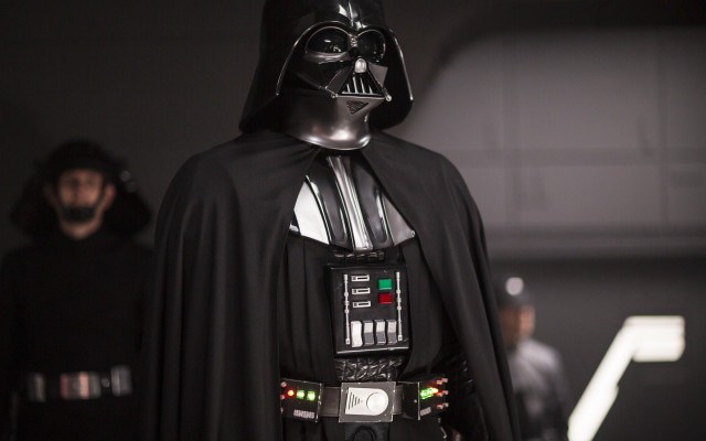 Darth vader costume hologram blurry free wallpaper - medium preview image