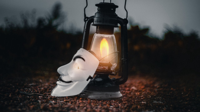 Lantern mask stand white mask free wallpaper - medium preview image
