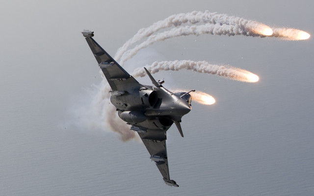 Fighter jet smoke arabesque puzzle free wallpaper - medium preview image