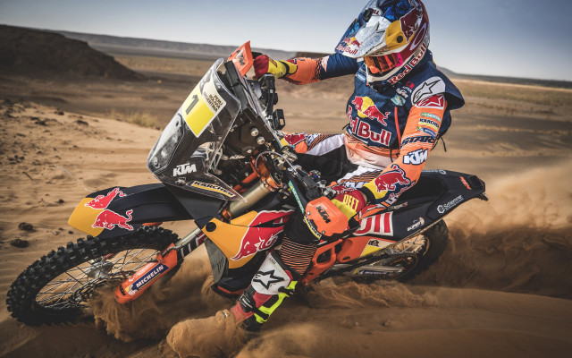 Man riding dirt bike desert free wallpaper - medium preview image
