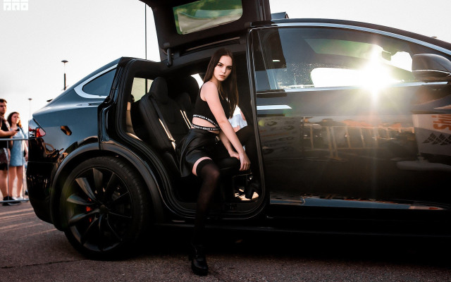 Luxury car woman sitting bright free wallpaper - medium preview image