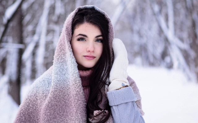 Winter coat mittens snow pose free wallpaper - medium preview image