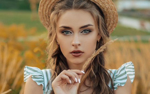 Woman straw hat wheat field free wallpaper - medium preview image
