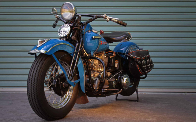 Blue motorcycle garage green wall free wallpaper - medium preview image